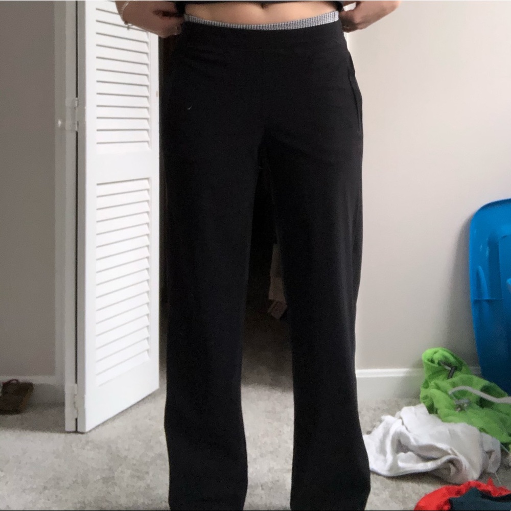 Lululemon black pants Size 8